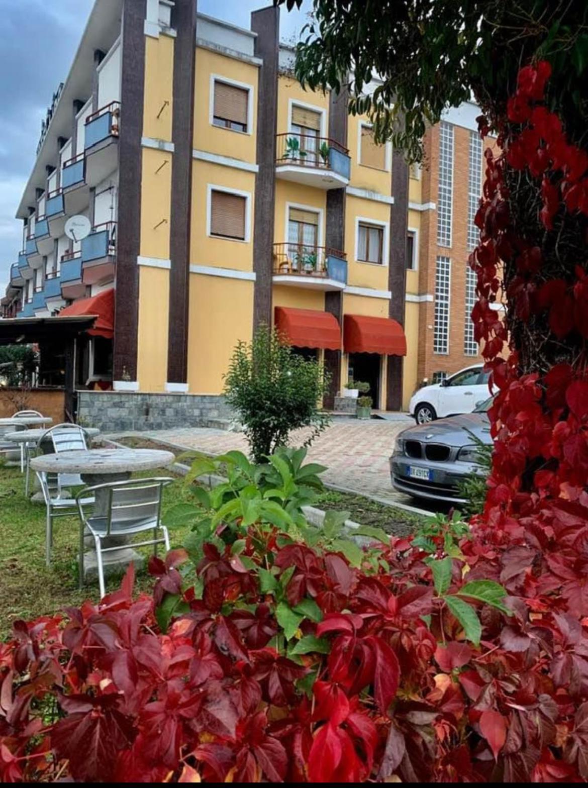 Hotel Lido Viverone Exterior photo